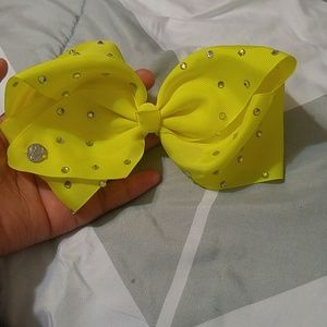Boomerang jojo bow